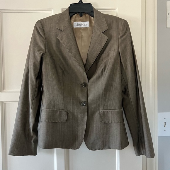 MaxMara Wool/Silk Blend Suit - Picture 2 of 12